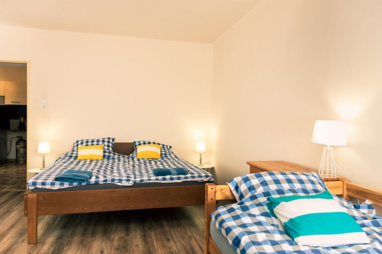 Olivia Apartman Apartment Sarospatak Exterior photo